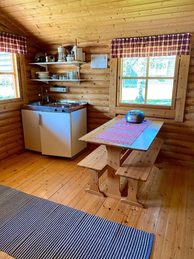 Hotel Huhtaniemen Moekkikylae Veteli Exterior foto