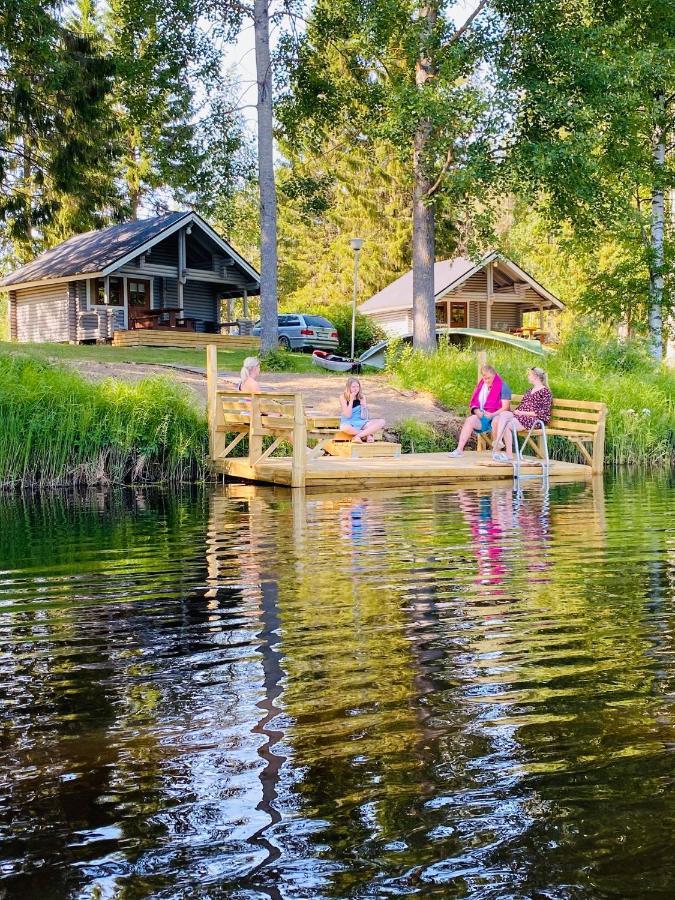 Hotel Huhtaniemen Moekkikylae Veteli Exterior foto