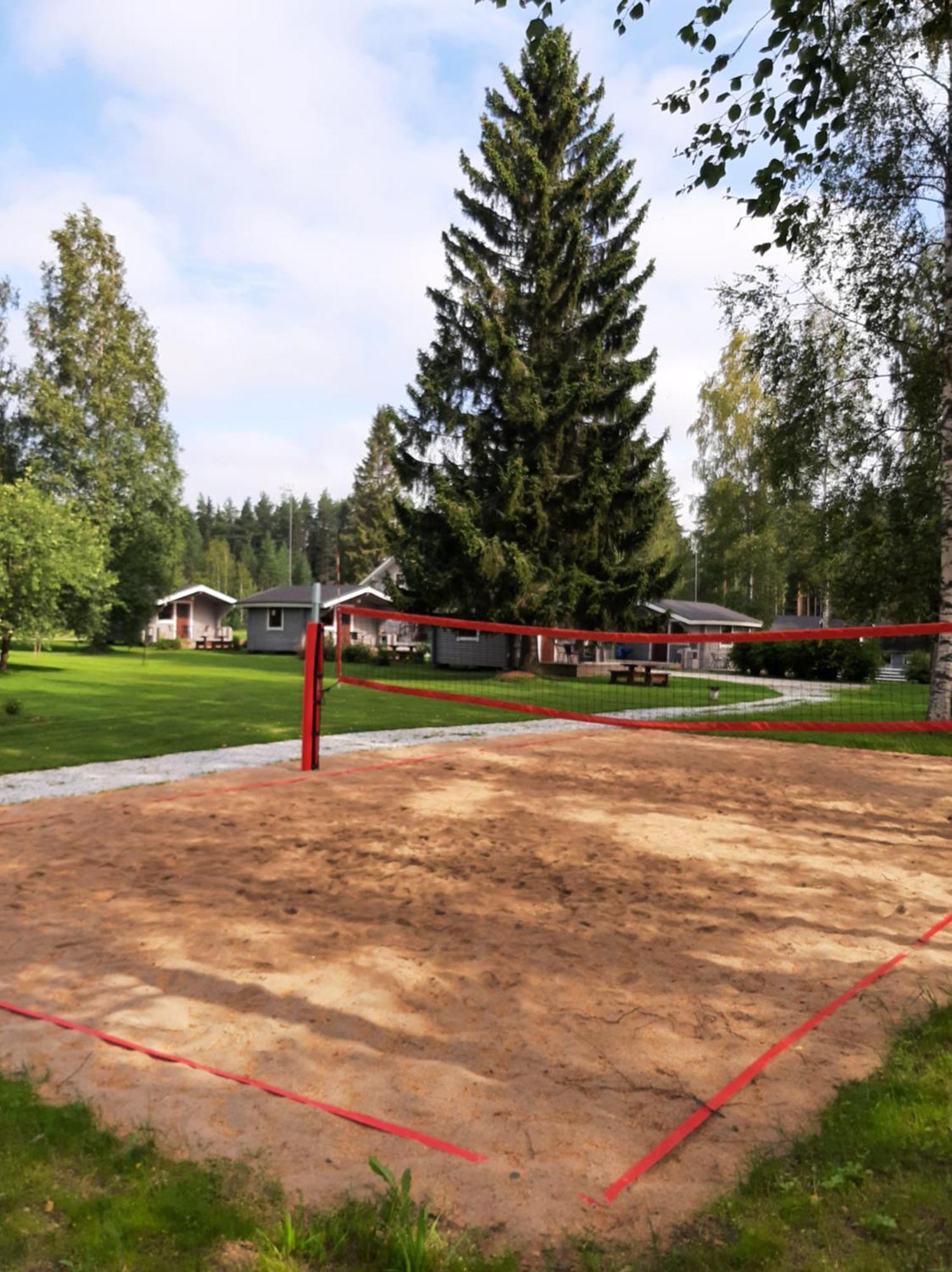 Hotel Huhtaniemen Moekkikylae Veteli Exterior foto