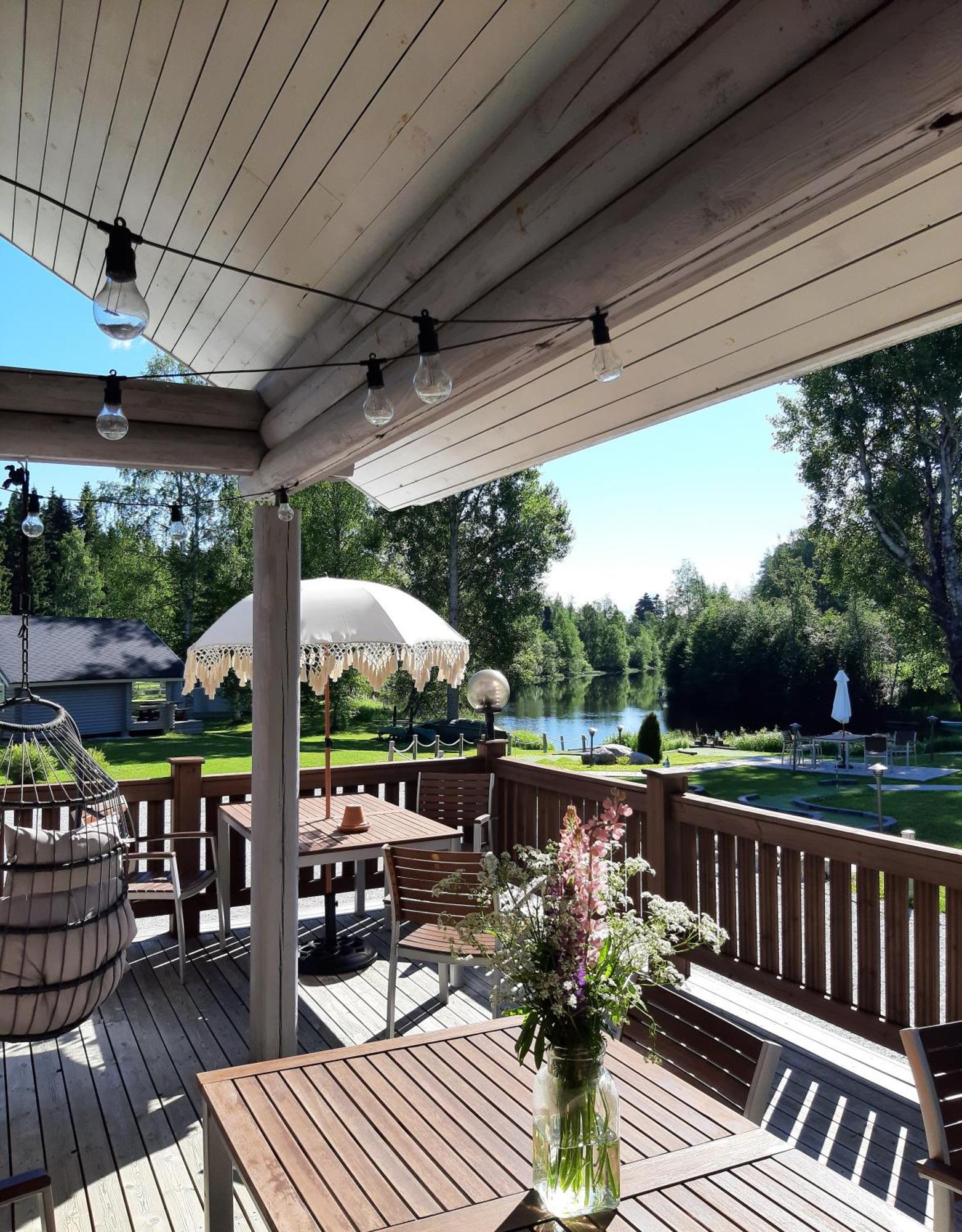 Hotel Huhtaniemen Moekkikylae Veteli Exterior foto