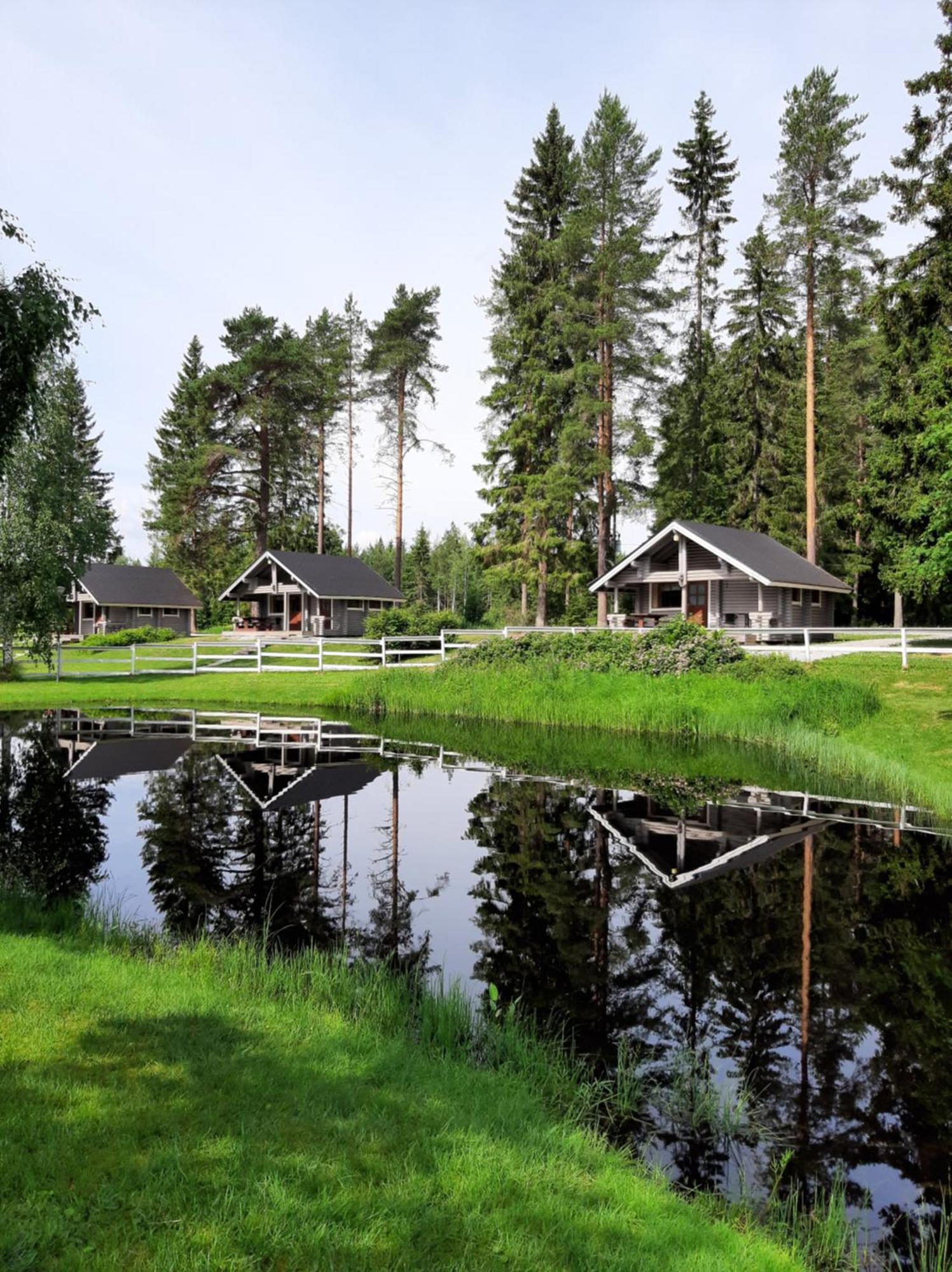 Hotel Huhtaniemen Moekkikylae Veteli Exterior foto